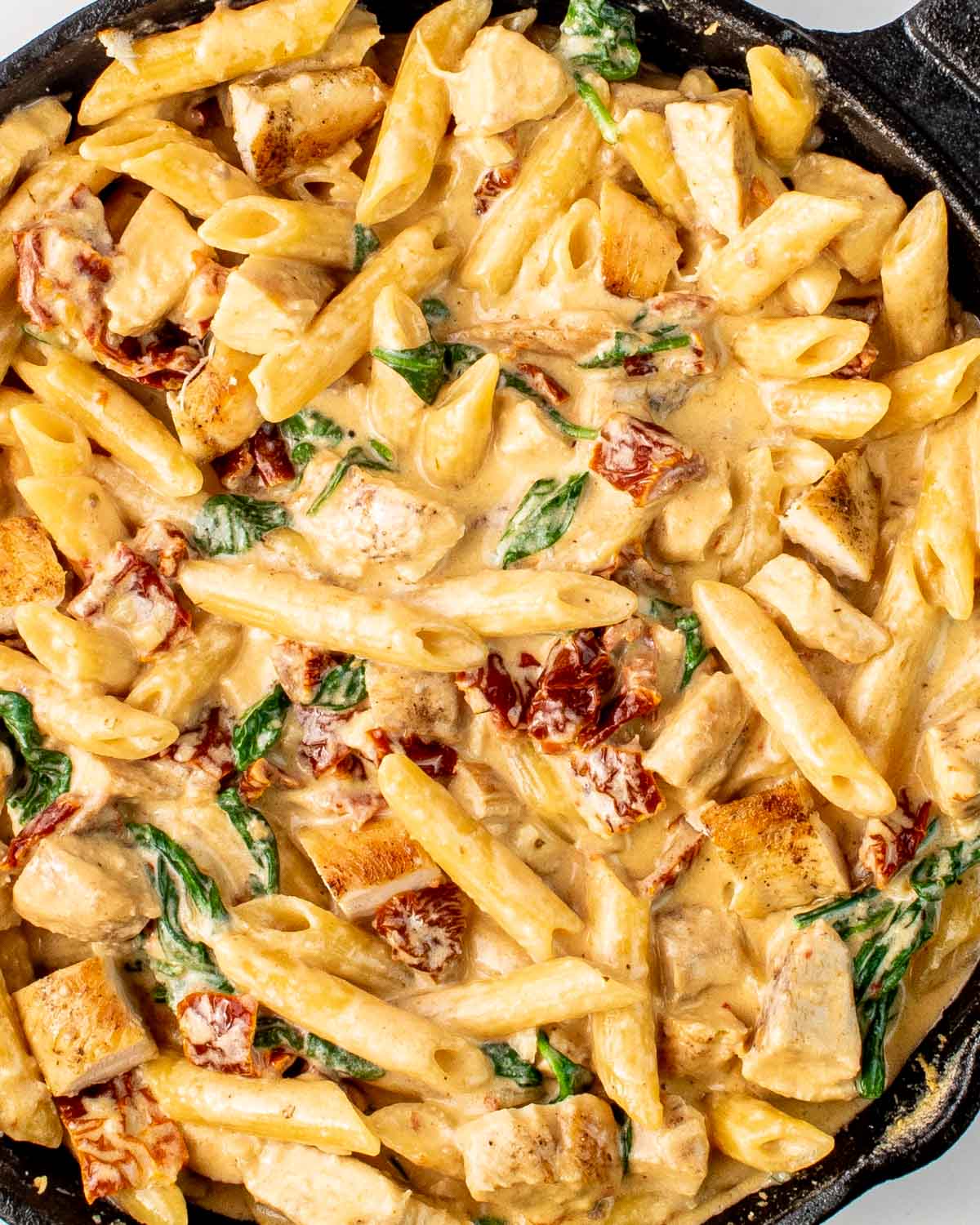 Creamy Garlic Tuscan Pasta